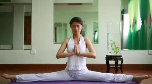 女性瑜伽动作，经络瑜伽24体式图解