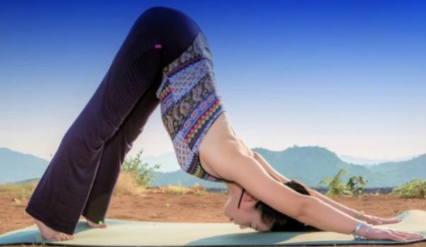 改善妇科疾病的瑜伽动作有哪些，瑜伽治疗妇